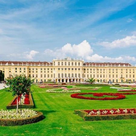 Beautiful 1 Bedroom Apartment Near Schoenbrunn Viena Exterior foto